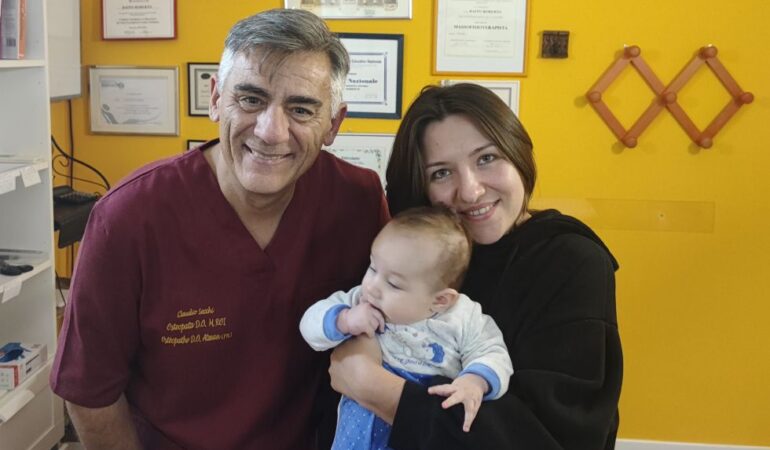 Osteopata neonatale Claudio Secchi trattamento