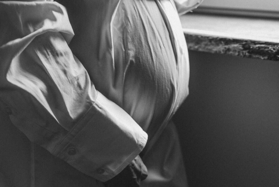 Donna incinta mal di schiena gravidanza osteopatia